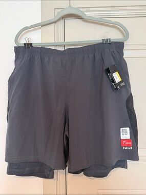 Hind Men’s Charcoal Gray Athletic 2-in-1 Running Shorts Size Large NWT